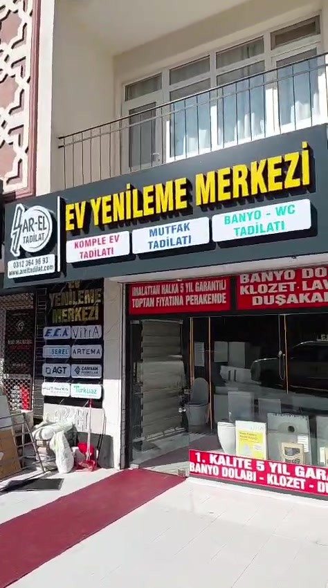 AR-EL Ev Yenileme Merkezi vitrini ve dış cephesi